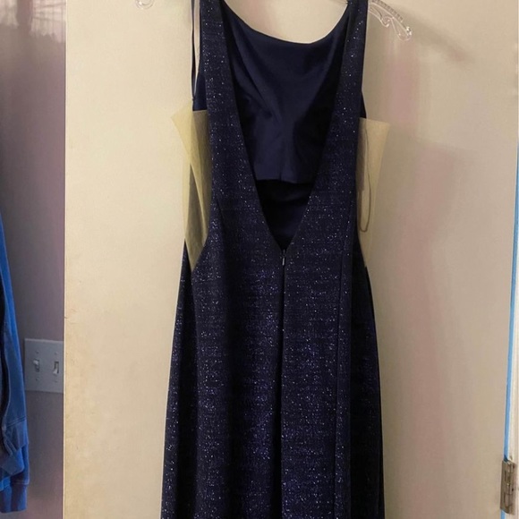 Two prom dresses never worn. Blue is size 4, gold is size 0. Still in bags - Picture 4 of 9